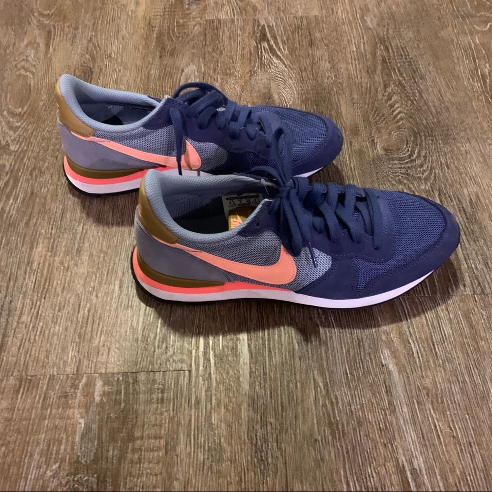 Nike Internationalist Sneaker